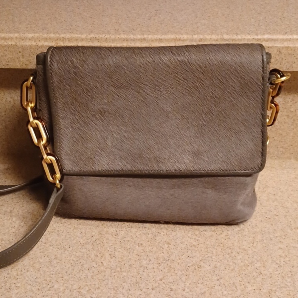 > GIGI Elegant Gray Leather Shoulder Bag With Natural Fur